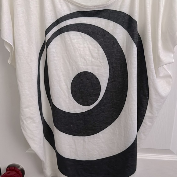 Go Couture Gray and White Graphic Tee - Picture 4 of 5